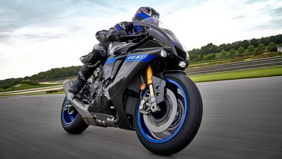 Yamaha R1 terá nova geração, que deve ser mostrada durante o Salão de Milão