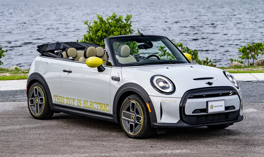 Mini Cooper conversível elétrico está pronto, mas não será lançado. Pelo menos não agora