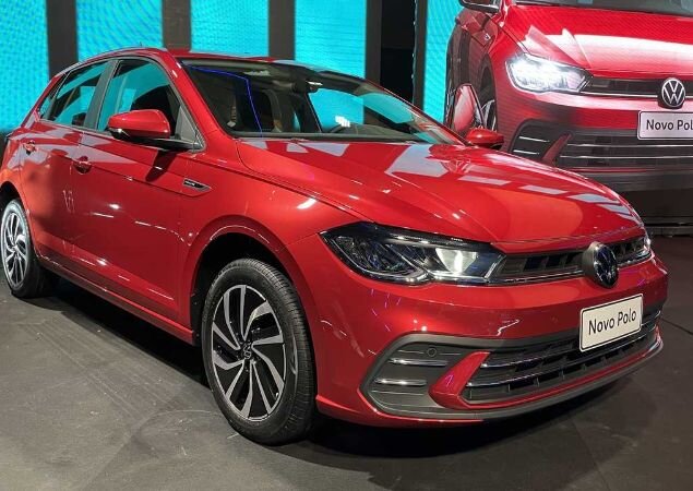 VW Polo 2023 melhora visual e acabamento