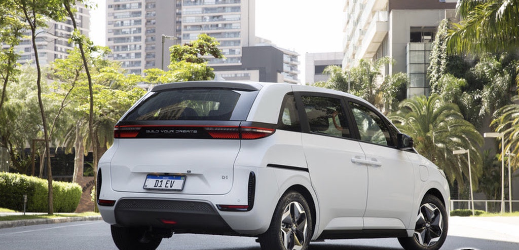 BYD D1: primeira unidade entregue para serviço no país