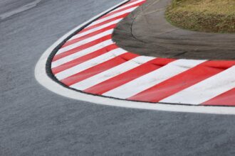 Asfalto do Hungaroring se solta após recapeamento e preocupa equipes