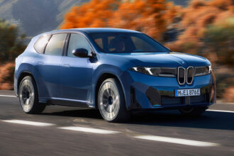 BMW iX3 se torna o elétrico com maior autonomia do Brasil, superando concorrentes
