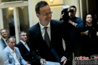 BYD contrata ex-ministro húngaro para expandir presença na Europa com nova fábrica