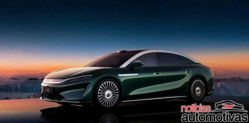BYD Great Han terá até 775 cv e recarga rápida de 10% a 70% em cinco minutos
