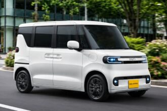 BYD lança Racco no Japão: primeiro kei elétrico com 320 km de alcance