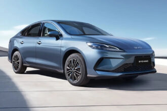 BYD testa no Brasil King com novo híbrido DM-i de 163 cv
