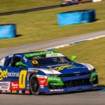 Cacá Bueno mira pódio na estreia da NASCAR Brasil no anel externo