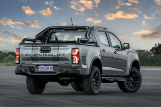 Chevrolet lança S10 Trail Boss com suspensão Ironman pronta para trilhas