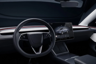 França bloqueia aprovação do FSD da Tesla na UE