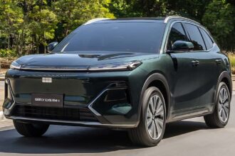 Geely inicia produção nacional no Brasil com EX5 e EX2 em setembro de 2026