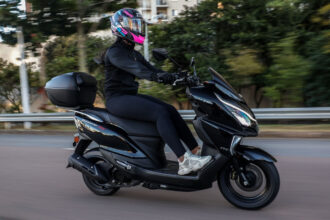 Haojue relança Burgman ADX 125 no Brasil com foco em praticidade