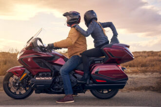 Honda lança Gold Wing Tour 50th Anniversary no Brasil por R$304.450
