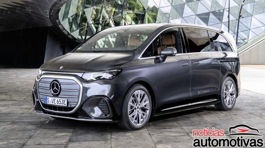 Mercedes-Benz lança VLE 300 elétrico com visual AMG e 8 lugares