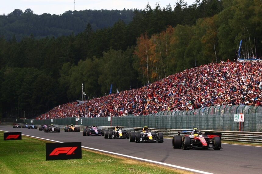 Mercedes domina início de 2026; Ferrari e McLaren intensificam pressão