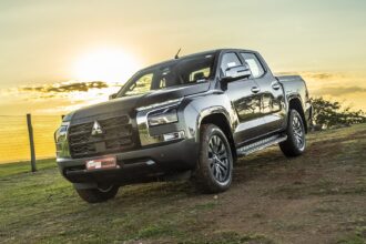 Mitsubishi confirma R$2,4 bi para produzir picapes híbridas e novo Pajero