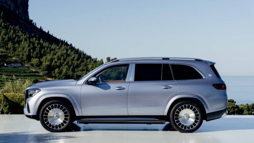 Nova geração do Mercedes-Maybach GLS 680 é lançada com potência e tecnologia ampliadas