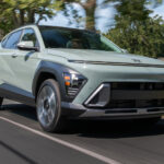 Novo Hyundai Kona surge alto e com design inspirado na Ioniq