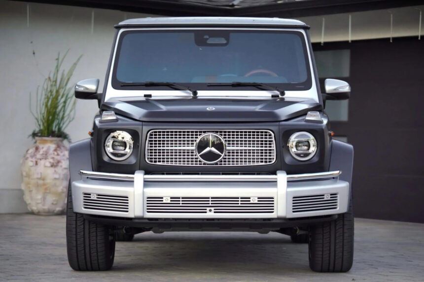 Personalização de Mercedes Classe G provoca queda de preço em leilão