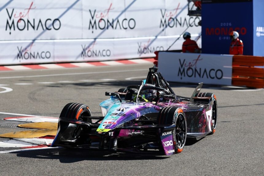 Ticktum supera Dennis na reta final e vence ePrix de Tóquio
