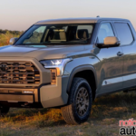 Toyota Tundra 2027 ganha tela de 14 polegadas e pacote Trailhunter para off-road