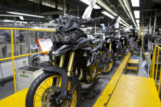 Voge divulga preços e detalhes de novas motos no Brasil