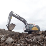Volvo inicia testes da escavadeira elétrica EC230 em pedreira no RS