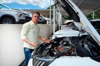 Alerta laranja: ar-condicionado causa paralisações em E-208 e E-2008 elétricos