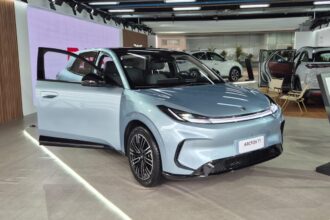 Baic confirma estreia do elétrico Arcfox T1 em outubro