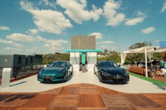 BYD anuncia 1.000 carregadores Flash Charging no Brasil até 2027