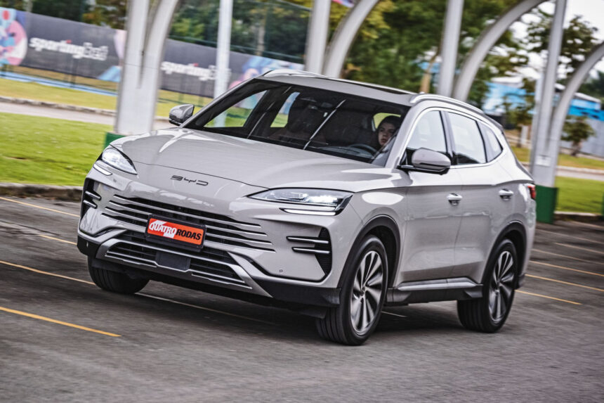BYD Song Plus conquista liderança em blindagem e supera Toyota