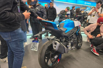 CFMoto confirma 450 NK: naked bicilíndrica chega em 2027