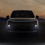 China proíbe luzes azuis em carros novos a partir de 27 de julho