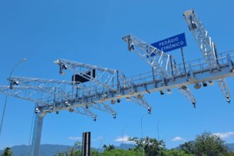 CNH do Brasil passa a mostrar pedágios free flow; 200 dias para regularizar