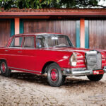 Conheça o Mercedes‑Benz W111 que redefiniu segurança e luxo da Classe S
