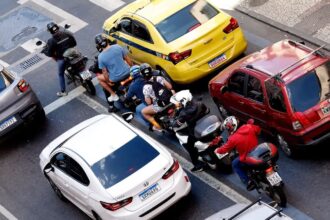 Explosão de acidentes de moto força adiamento de cirurgias no Rio