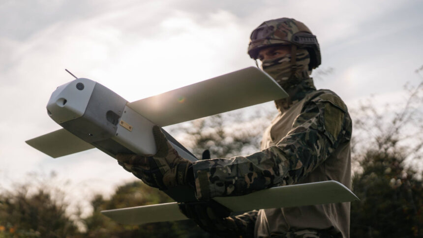 França usa indústria automotiva para acelerar produção de drones militares