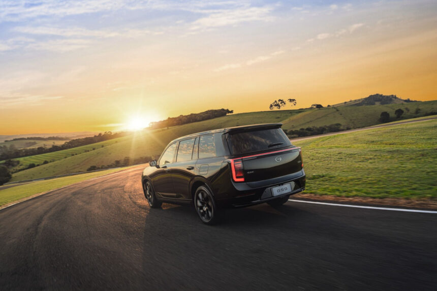 GAC GS9 Ultra estreia com três filas, 500 cv e performance ágil