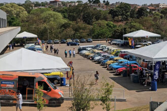 Goiânia reúne 300 carros clássicos no 3º Encontro de Veículos Antigos