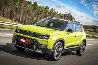 Jeep Avenger desembarca no Brasil com design renovado e alta tecnologia