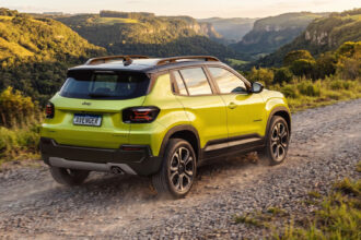 Jeep lança Avenger: novo SUV compacto com preços a partir de R$114.990