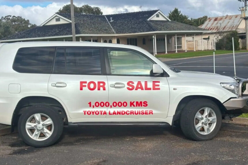 Land Cruiser com 999.999 km vai a leilão; novo dono pode atingir 1 milhão