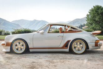Louis Vuitton e Singer apresentam dois Porsche 911 964 exclusivos em Monterey