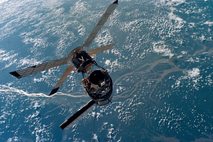 Nasa acorda Skylab com música e provoca pânico entre astronautas