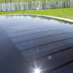 Por que painéis solares não substituem a recarga de carros elétricos