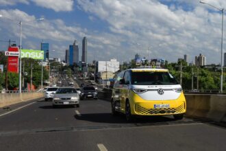 Rainer Zietlow cruza 78 países e chega ao Brasil após 90 mil km