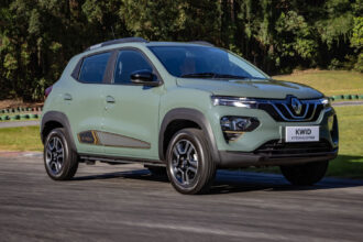 Renault encerra Kwid E-Tech: 10 fatos sobre o elétrico popular