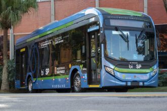 Scania inicia testes de ônibus 100% a biometano em São Paulo