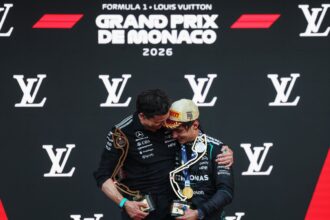Wolff vê humildade e talento de Antonelli dominando a F1