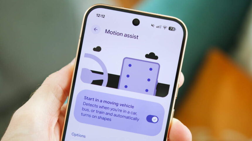 Android 17 ativa Motion Assist e reduz enjoo de quem usa celular no carro