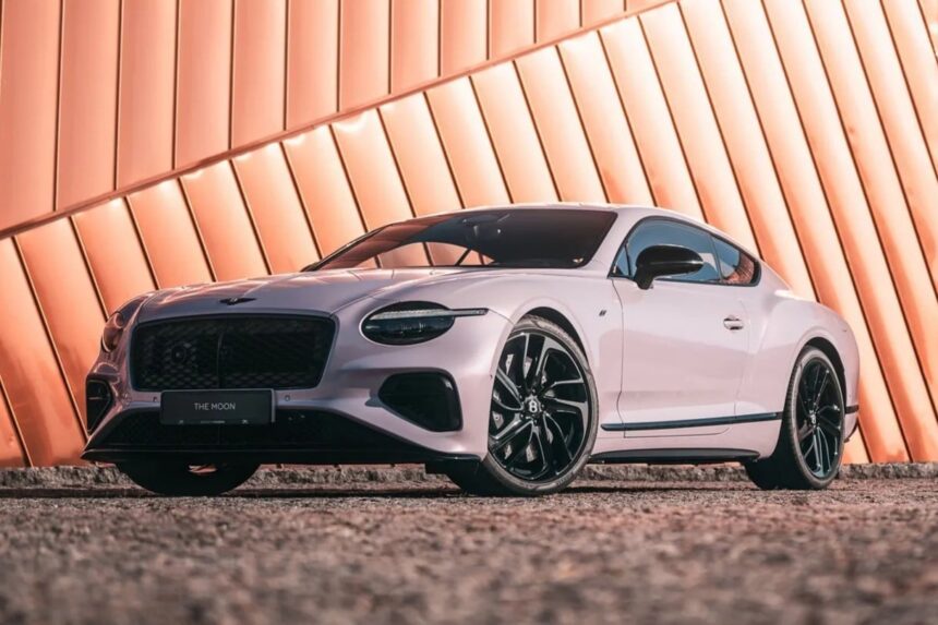 Bentley Mulliner revela três Continental inspirados no Sol, Terra e Lua
